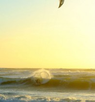 Kite-Surfing-Waves-Cabrinha